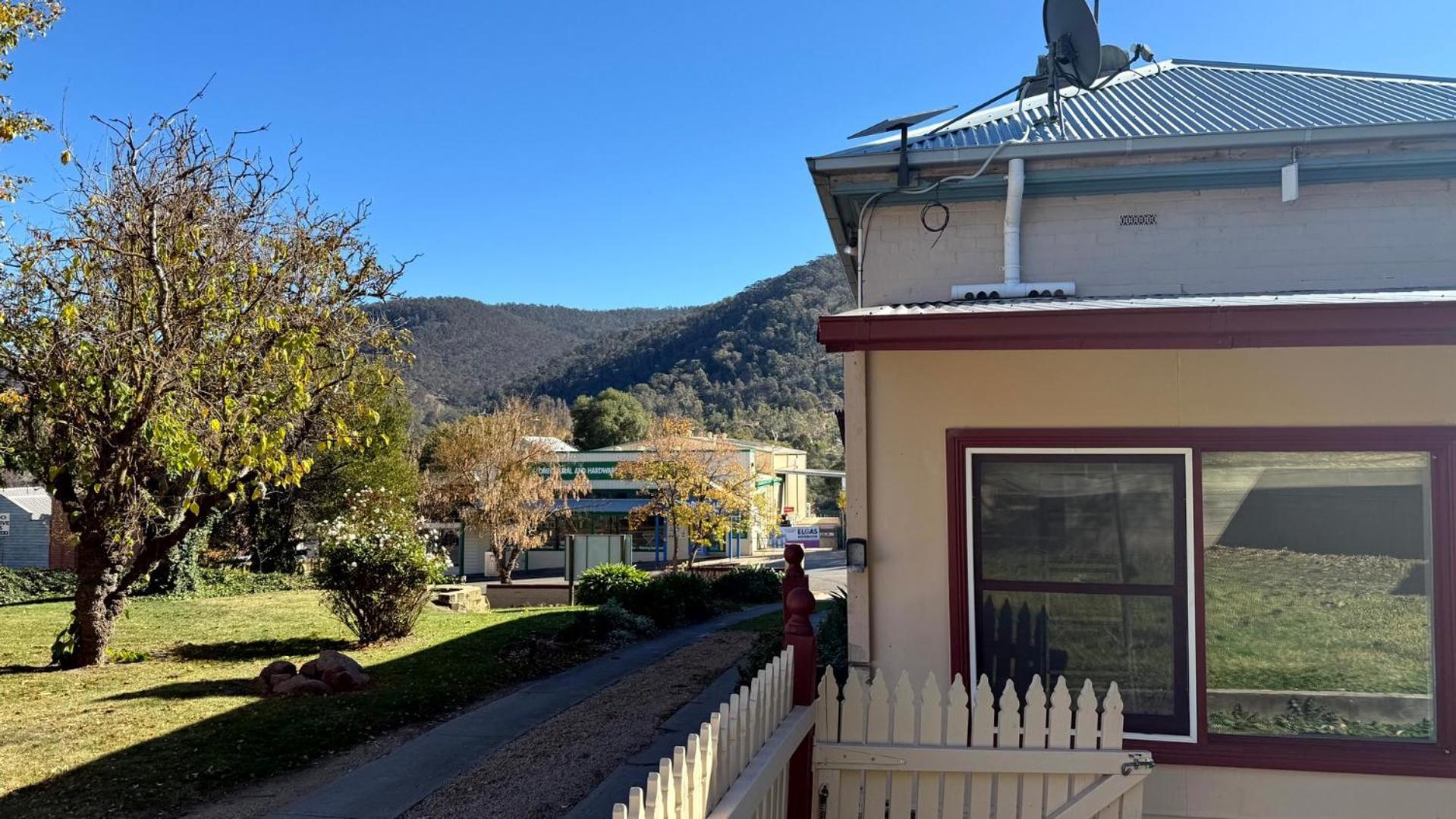 Colonial Bank Motel Omeo 외부 사진